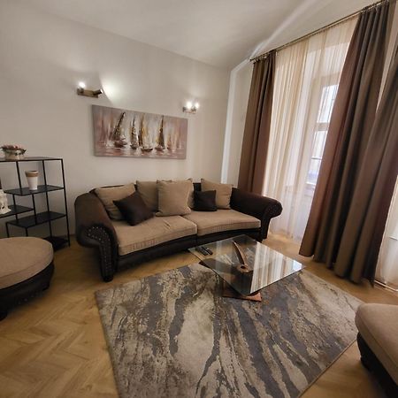 Apartamento Monar Exclusive Center Free Parking In Garage Košice Exterior foto